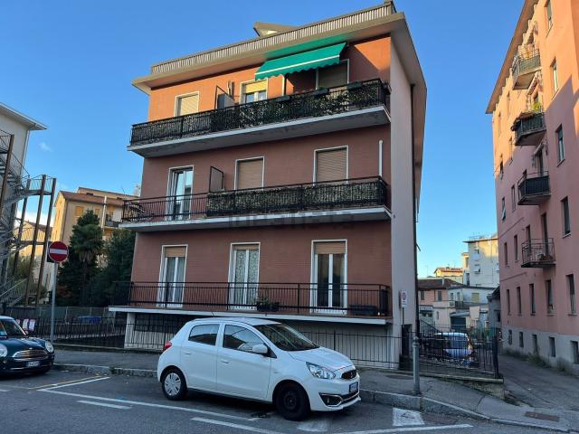 Appartamento in vendita di 80 m² in Via Domenico Pino, 4