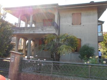 Appartamento in vendita di 80 m² in Via Donatori di Sangue, 4