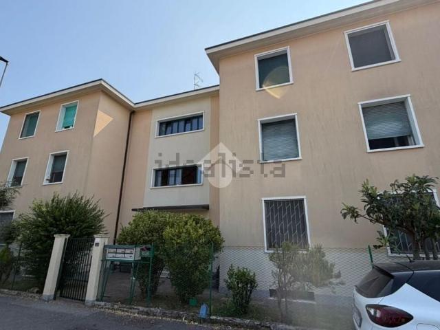 Appartamento in vendita di 80 m² in Via Emilia, 12
