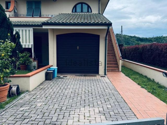 Appartamento in vendita di 80 m² in Via Enzo Ferrari