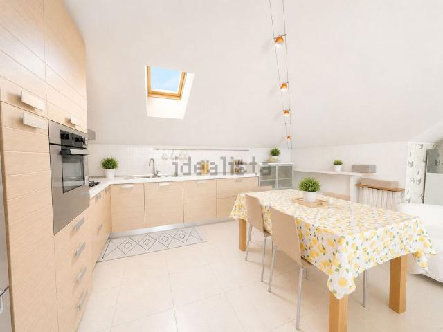 Appartamento in vendita di 80 m² in Via Eugenio Montale, 4