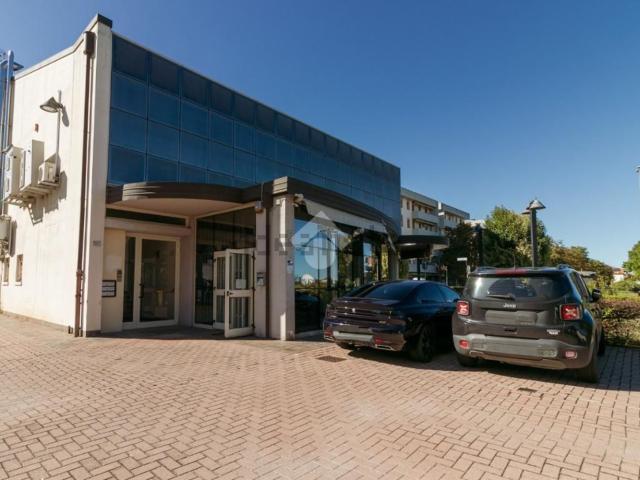 Appartamento in vendita di 80 m² in Via Eugenio Bertini, 249