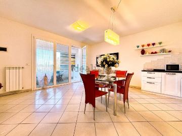 Appartamento in vendita di 80 m² in Via Fabrizio de Andre&apos