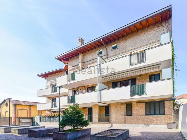 Appartamento in vendita di 80 m² in Via Fermo Zari, 26