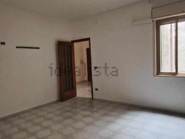 Appartamento in vendita di 80 m² in Via Fiume Mela, 7
