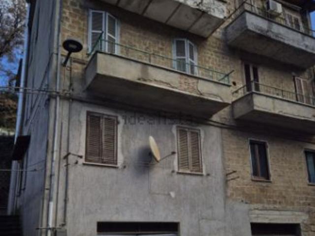 Appartamento in vendita di 80 m² in Via Fontanavecchia, 106