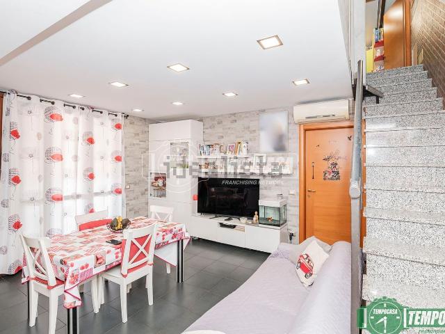 Appartamento in vendita di 96 m² in Via Fratelli Bandiera, 15
