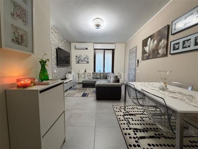 Appartamento in vendita di 80 m² in Via Fratelli Cervi