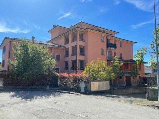 Appartamento in vendita di 80 m² in Via Francesco Petrarca
