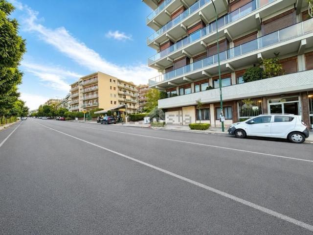 Appartamento in vendita di 80 m² in Via Francesco Petrarca, 79