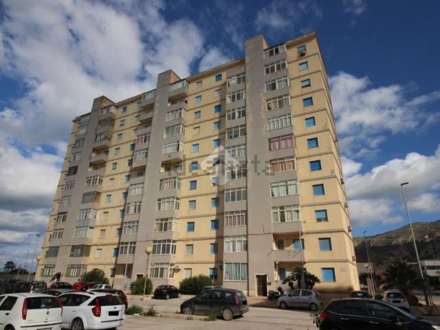 Appartamento in vendita di 80 m² in Via Francesco Vivona, 60