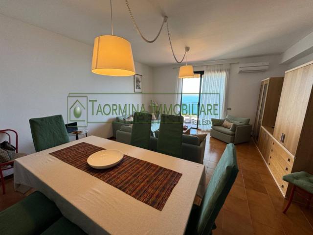Appartamento in vendita di 80 m² in Via Gaetano Martino