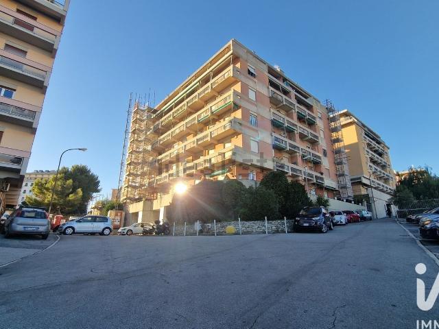 Appartamento in vendita di 80 m² in Via Gaetano Barbareschi, 233