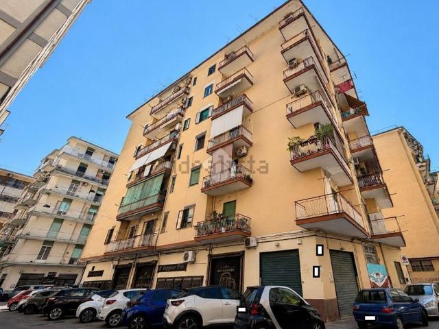 Appartamento in vendita di 80 m² in Via Giovan Bernardo Lama, 15