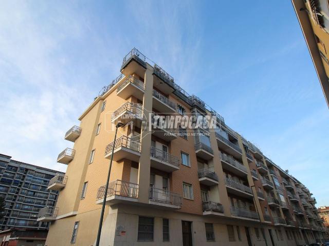 Appartamento in vendita di 80 m² in Via Giovanni Battista e Carlo Felice Biscarra