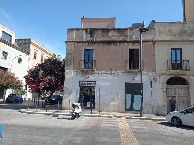 Appartamento in vendita di 80 m² in Via Giovanni Battista Fardella, 130