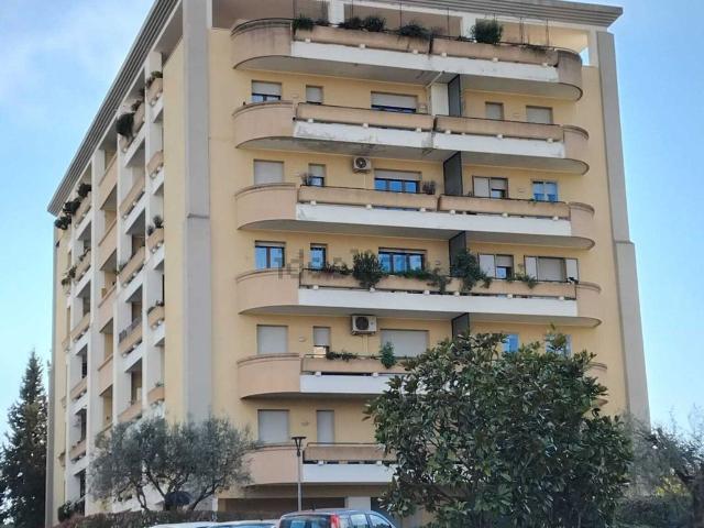 Appartamento in vendita di 80 m² in Via Giovanni Giolitti, 15