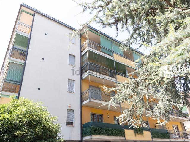 Appartamento in vendita di 80 m² in Via Giovanni Pascoli, 7