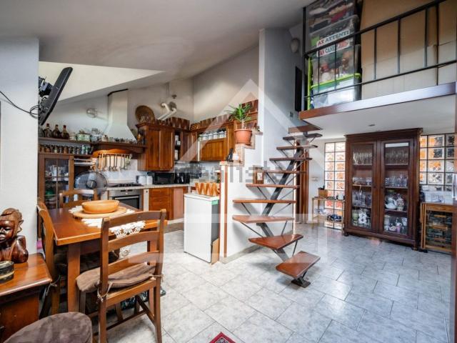 Appartamento in vendita di 80 m² in Via Giovanni Pirovano, 1