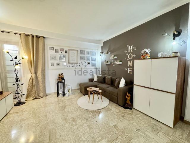 Appartamento in vendita di 80 m² in Via Giovanni Ragone, 11