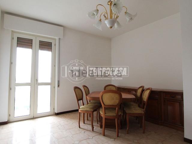 Appartamento in vendita di 80 m² in Via Gioacchino Rossini, 7