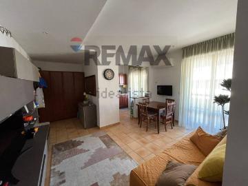 Appartamento in vendita di 80 m² in Via Giolitti, 6