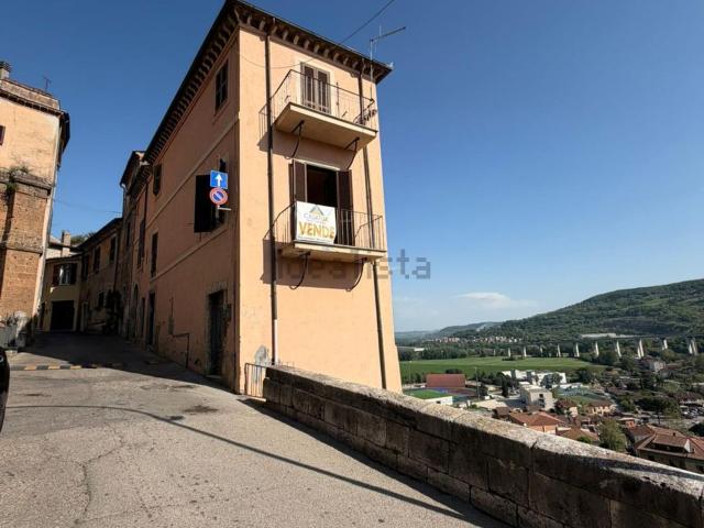 Appartamento in vendita di 80 m² in Via Giordano Bruno