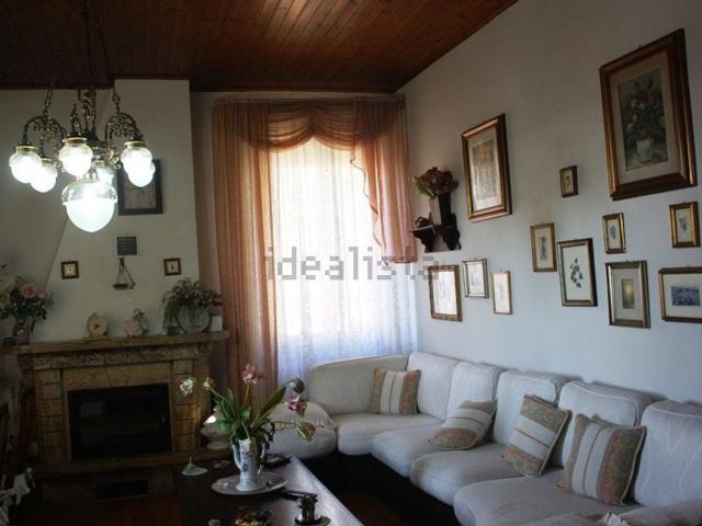 Appartamento in vendita di 80 m² in Via Giosuè Carducci