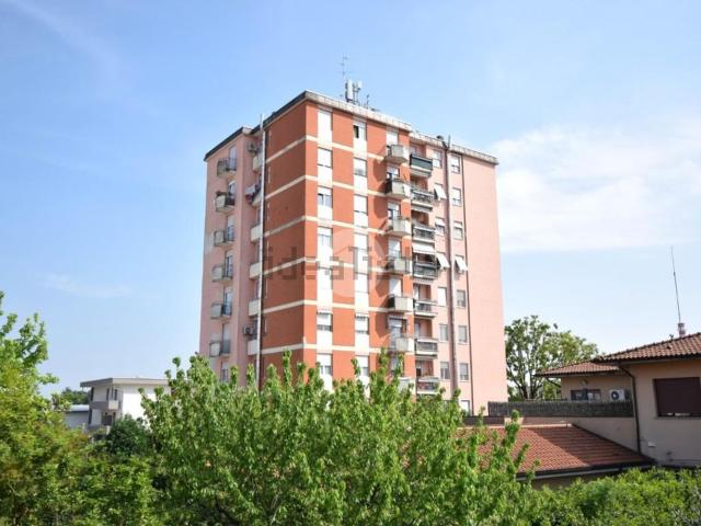 Appartamento in vendita di 80 m² in Via Giacomo Matteotti