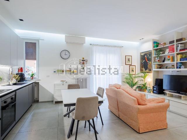 Appartamento in vendita di 80 m² in Via Giacomo Leopardi