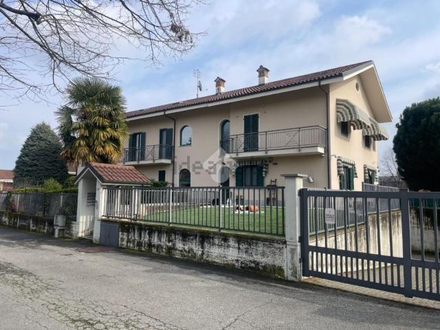 Appartamento in vendita di 80 m² in Via Giretti, 14