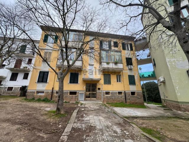 Appartamento in vendita di 80 m² in Via Giuseppe Castiglia, 20