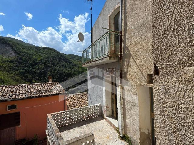 Appartamento in vendita di 80 m² in Via Giuseppe Garibaldi