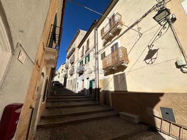 Appartamento in vendita di 80 m² in Via Giuseppe Sciore, 44