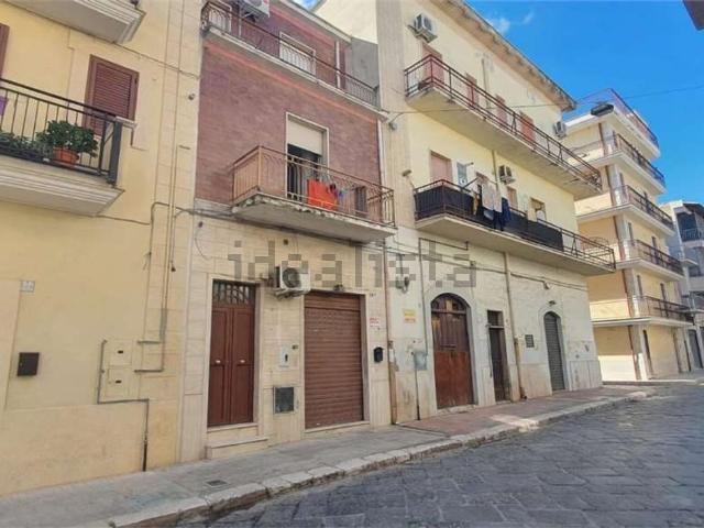 Appartamento in vendita di 110 m² in Via Goffredo Mameli, 28