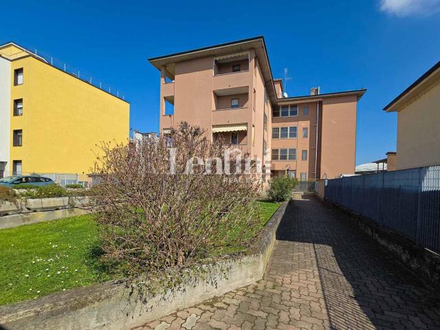 Appartamento in vendita di 80 m² in Via Guglielmo Massaia, 100