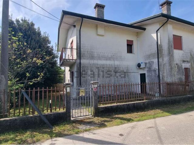 Appartamento in vendita di 80 m² in Via Guizza Bassa, 10