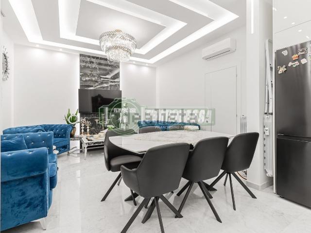 Appartamento in vendita di 80 m² in Via I. Rota, 8