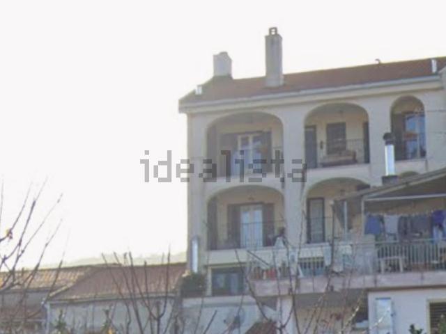 Appartamento in vendita di 80 m² in Via Ido Longo, 15