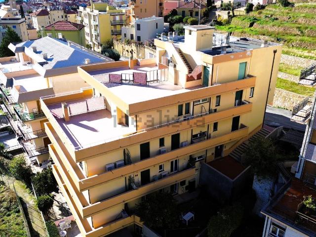 Appartamento in vendita di 80 m² in Via Imperia