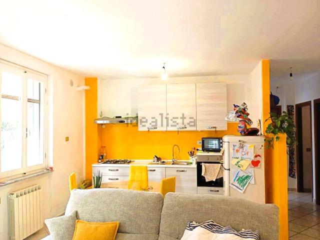 Appartamento in vendita di 80 m² in Via Interna di Nave, 2