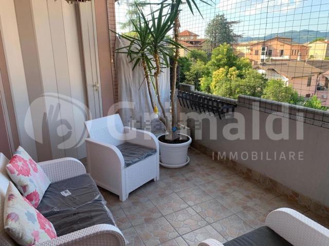 Appartamento in vendita di 80 m² in Via Jacopa Dè Settesoli, 1