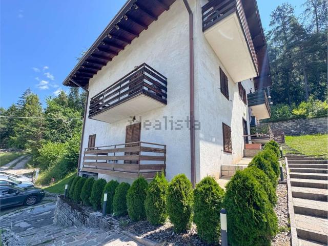 Appartamento in vendita di 80 m² in Via Larsetti, 10