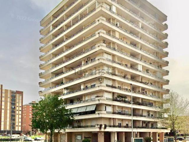 Appartamento in vendita di 80 m² in Via Londra, 41