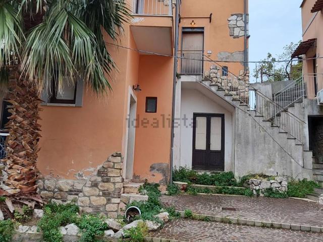 Appartamento in vendita di 80 m² in Piazza delle Fontane