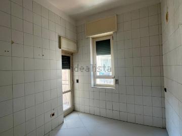 Appartamento in vendita di 80 m² in Via Madonna dell&apos Arco, 1