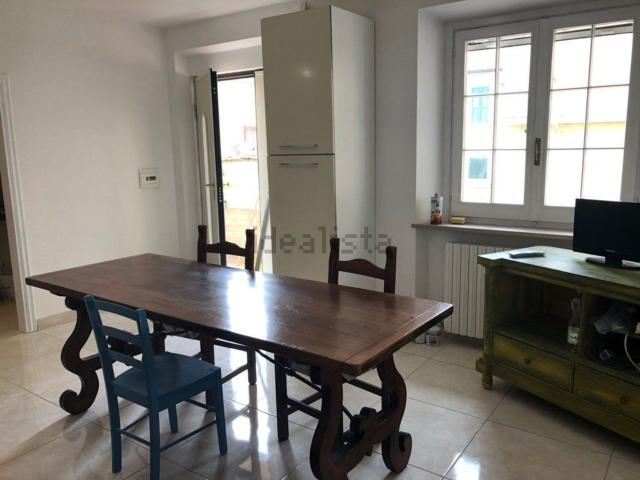 Appartamento in vendita di 80 m² in Via Marconi, 90