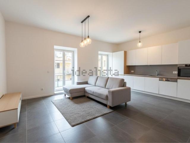 Appartamento in vendita di 88 m² in Via Mario Tadini, 13