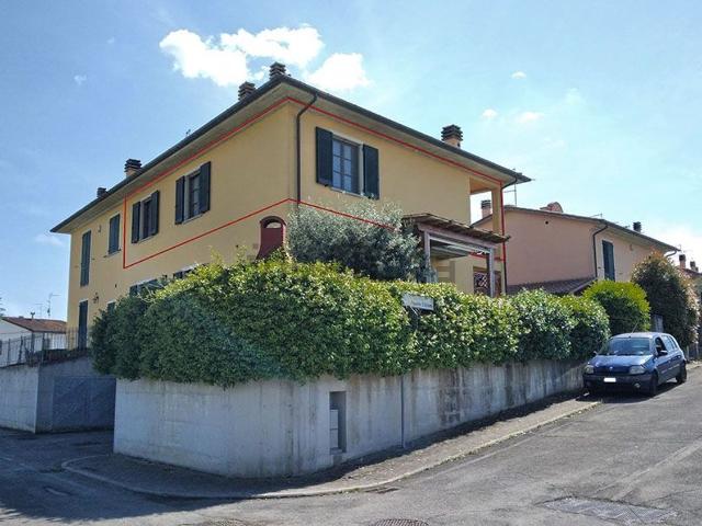 Appartamento in vendita di 80 m² in Via Massimo D&apos Antona
