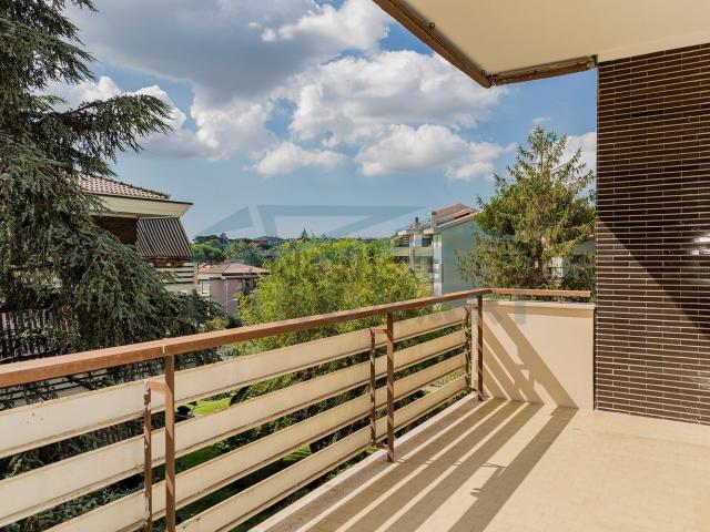 Appartamento in vendita di 80 m² in Via Michelangelo Peroglio